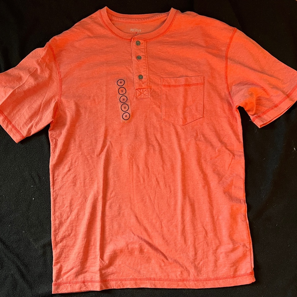 Quarter button tee